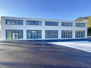 Vente local commercial 134m2 Alata 20167 - 314900 € - Surface Privée