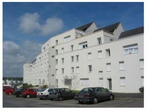 Location appartement 4 pièces 87 m² à Amboise (37400)