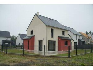 Location maison 5 pièces 107 m² à La Gouesnière (35350)