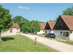 3 pièces  82m2  400m2 de terrain - Maison dans un parc de vacances - Lacapelle-Marival