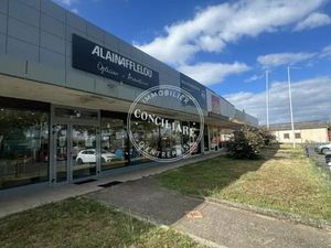 LOCAL COMMERCIAL A LOUER