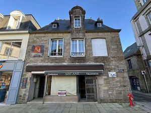 Vente Bureaux et commerces à Douarnenez (29100) : à vendre / 130m² Douarnenez