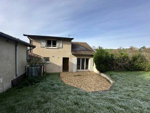 Vente maison 4 pièces 82 m² Saint-Victor-sur-Rhins (42630)