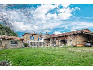 Maison Typique De La Galaure