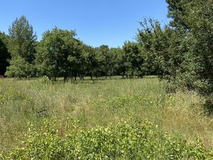 Vente terrain neuf 2000m2 Jouques - 109000 € - Surface Privée