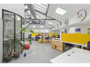 Espace atypique lumineux avec verrière & terrasse – Paris Gare de Lyon