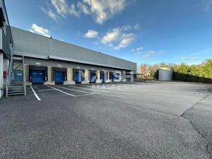 Bâtiment d'activités à MIRIBEL - A LOUER - 10 746 m² divisible à partir de 1 778 m²