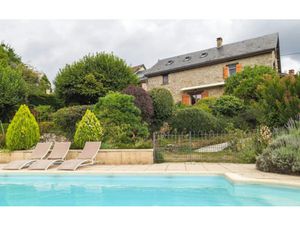 Vente maison 26 pièces 465.5 m² à Avallon (89200)  680 000 €