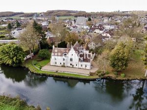 Vente propriété 13 pièces 431 m² à Vendome (41100)  598 000 €