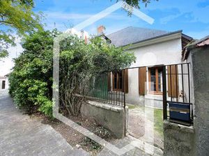 Immeuble de rapport avec local commercial et maison louée Investissement rentable