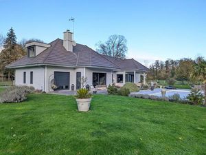 Superbe maison F6 avec piscine en Vallée d'Eure