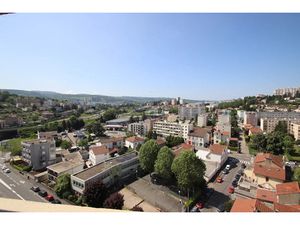 Vente appartement 4 pièces 73 m² à Saint-Etienne (42000)  88 900 €