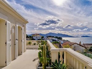 Vente maison 5 pièces 150.35 m² à Marseille 7ème (13007)  2 390 000 €