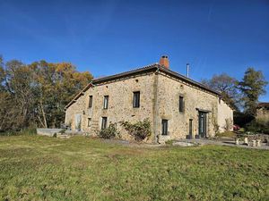 Maison de campagne exceptionnelle sur 8 hectares avec vue panoramique
