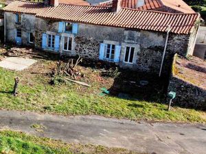 Vente Maison à Saint-Hilaire-le-Vouhis (85480) : à vendre / 72m² Saint-Hilaire-le-Vouhis