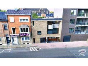 IMMEUBLE DE RAPPORT REZ COMMERCIAL + 2 APPARTEMENTS + JARDIN