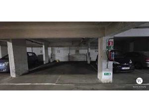 Emplacement de Parking a loué Avenue Vossegat 41