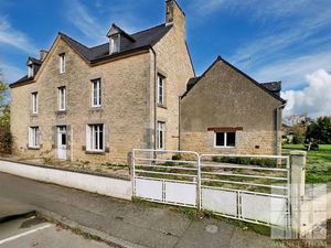 Magnifique maison de maître  grand terrain constructible  centre d’Evran