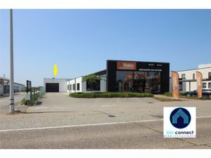 te huur Maldegem – magazijn of atelier van ca.420m². Uitstekende ligging.