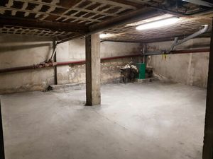 Location garage 45 m² à Toulon (83200)