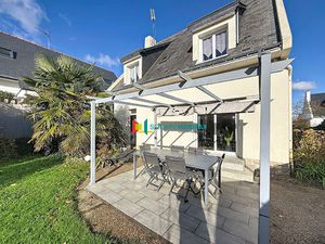 Maison Taden 6 pièce(s) 104.74 m2 5 chambres