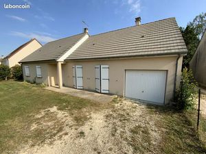 Maison à louer à Avord
