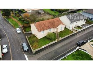 Illange – Élégant plain-pied de 115 m²  3 chambres  dans une impasse résidentielle prisée