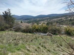 Vente terrain 600 m² à Trigance (83840)  60 000 €