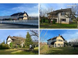 GRANDE et BELLE maison de 160m2 composée de deux appartements indépendants sur 1250m2 de t