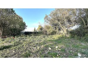 Vente terrain 401 m² à Pélissanne (13330)  219 000 €