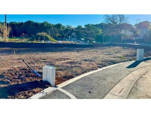 Vente terrain 390 m² à Carnoules (83660)  160 000 €