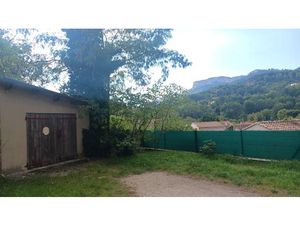Vente terrain 489 m² à Saint-Savournin (13119)  198 000 €