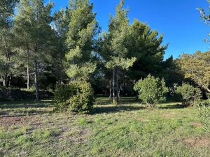 Vente terrain à batir 649 m² à Ollioules (83190)  265 000 €