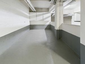 Parking - Rue d'Artois - 75008 Paris