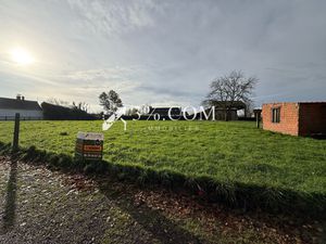 TERRAIN A BATIR 659 m² TRES BEL EMPLACEMENT!