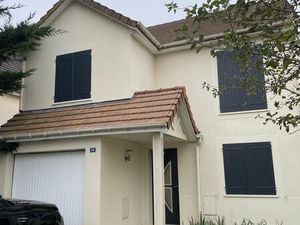 Maison à louer - 6 pièces - 116 m2 - La Queue En Brie - 94 - ILE-DE-FRANCE