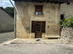 Maison de village en pierre de 85 m² à rénover