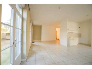 Vente Appartement 4 pièces à Landerneau (29800) : à vendre 4 pièces / 89m² Landerneau