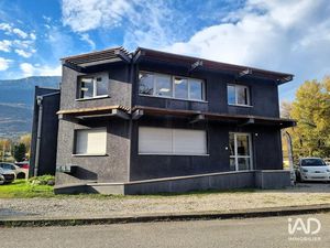 Location locaux professionnels 39 m² à Claix (38640)  642 €