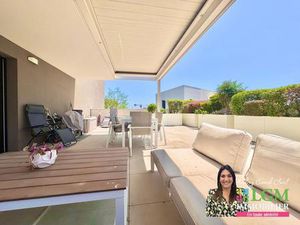 Appartement T3 récent  toit-terrasse de 67 m²  piscine  place de parking  proche des...