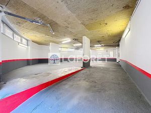 Location locaux professionnels 172.92 m² à Beausoleil (06240)  4 500 €