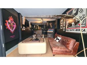 Location locaux professionnels 86 m² à Paris 2ème (75002)  3 542 €