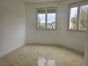 Trois pièces refait à neuf avec dépendance et cave