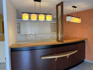 Local d'activités de 250 m² à Dammarie-Les-Lys