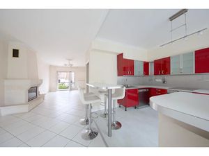 Vente maison 7 pièces 180 m² à Villemomble (93250)  526 000 €