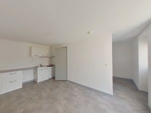 Location Appartement 1 pièce 24m² BIGNOUX 86800