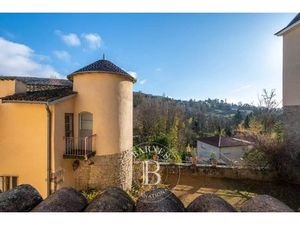 Limonest 69760 - Appartement de 88m² (100m² au sol) - place de stationnement et cave