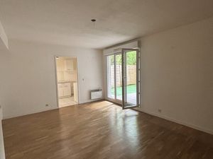 APPARTEMENT 3 PIECES DE 70.17 M² - TERRASSE ET PARKING
