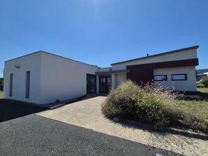 en vente Bureau – 255 000 € |Montrichard