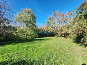 TERRAIN CONSTRUCTIBLE 940 M² FINHAN